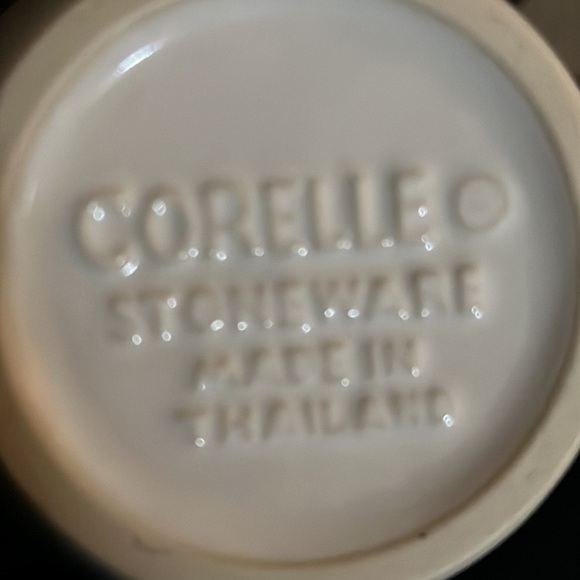 Corelle Hot Dots Coffee Mug Tea Cup White Stoneware Multi Color‎ Polka Dots - Picture 3 of 3